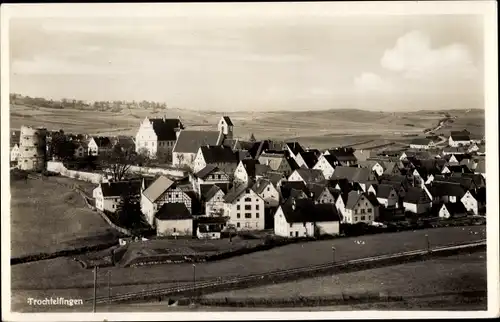 Ak Trochtelfingen in Baden Württemberg, Blick auf den Ort mit Umgebung