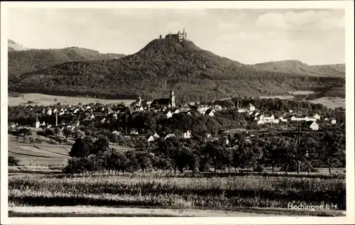 Ak Hechingen in Baden Württemberg, Blick auf den Ort, Burg Hohenzollern