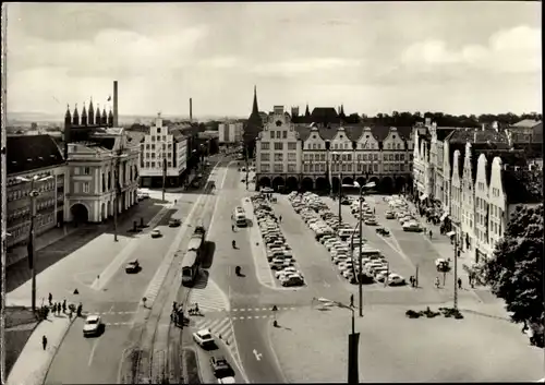 Ak Hansestadt Rostock, Blick auf den Ernst Thälmann Platz