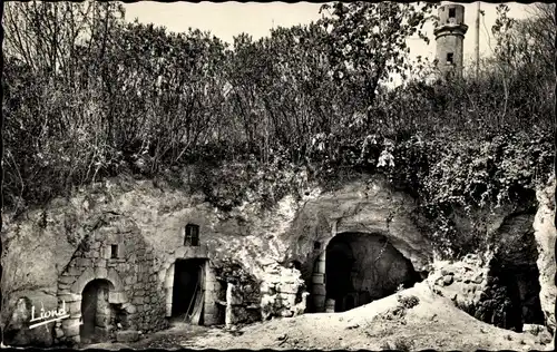 Ak Cornillé Maine et Loire, Une cave typique du pays