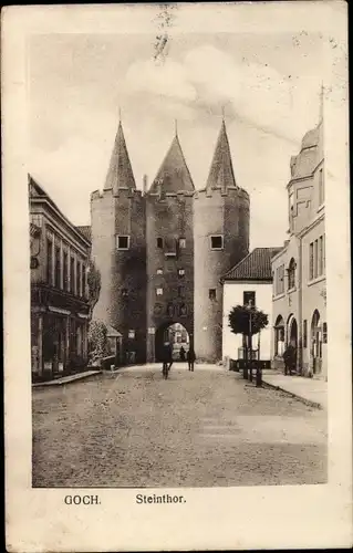 Ak Goch am Niederrhein, Straßenpartie mit Steintor