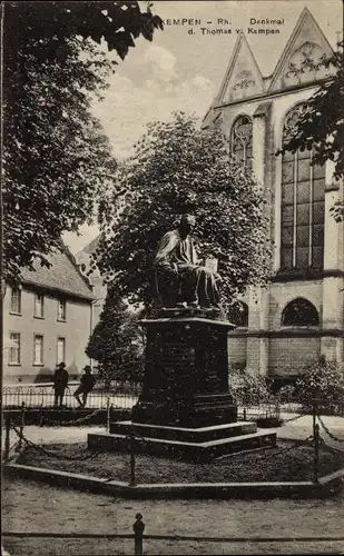 Ak Kempen am Niederrhein, Denkmal des Thomas von Kempen, Seitenansicht der Kirche