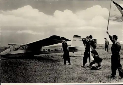 Foto Pöhla Schwarzenberg im Erzgebirge, Segelflugzeug DDR 3005