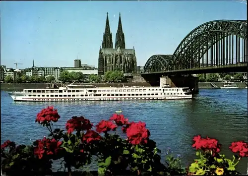 Ak Köln am Rhein, Dom, Dampfer in Fahrt