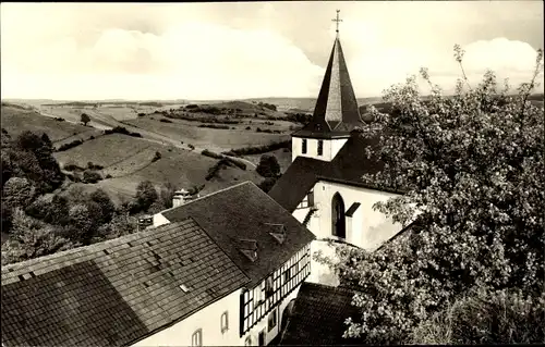 Ak Kronenburg Dahlem in der Nordeifel, Vogelschau, Kirchturm