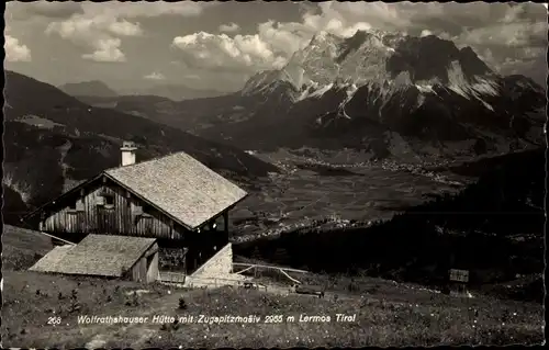 Ak Lermos Tirol, Wolfratshauser Hütte mit Zugspitze