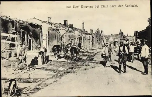 Ak Rouvres Lothringen Meuse, Dorf nach der Schlacht, Kriegszerstörungen, I. WK