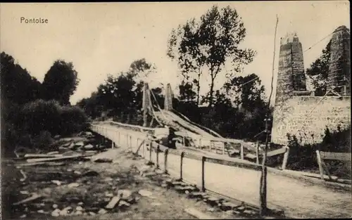 Ak Pontoise Oise?, Zerstörungen am Ort, 1. WK