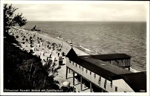 Ak Rewal Rewahl Pommern, Strand, Familienbad