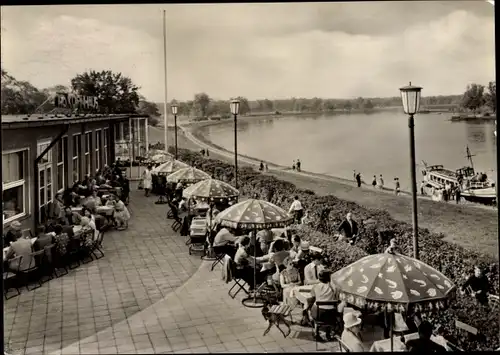 Ak Dessau, HO Gaststätte Kornhaus, Elbe