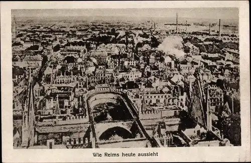 Ak Reims Marne, Panorama vom Ort, Kriegszerstörung 1. WK