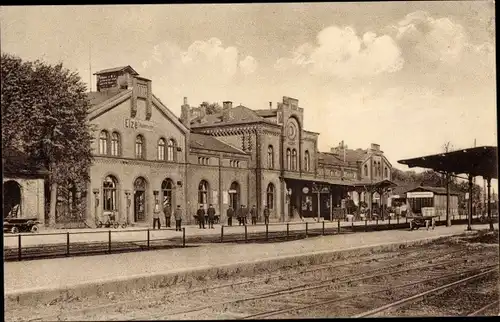 Ak Elze Kreis Hildesheim Niedersachsen, Bahnhof Gleisseite