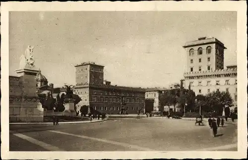 Ak Roma Lazio, Piazza e Palazzo Venezia dalla, Via dell' Impero