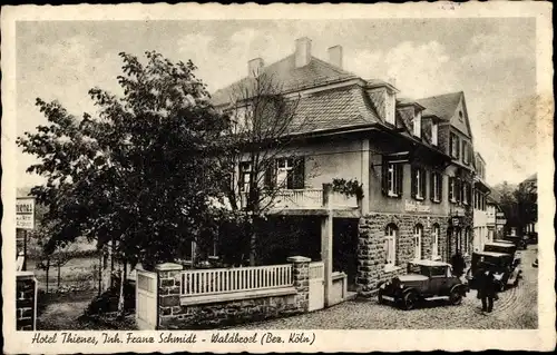 Ak Waldbröl im Oberbergischen Land, Hotel Restaurant Thienes, Autos