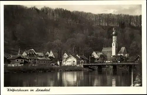 Ak Wolfratshausen in Oberbayern, Ort, Kirche, Loisachtal