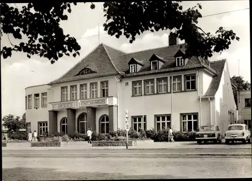 Ak Naumburg an der Saale, HO Gaststätte Stadt Naumburg, Parkplatz