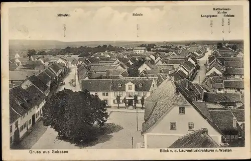 Ak Gebesee in Thüringen, Blick von dem Laurentiuskirchturm nach Westen, Schule, Mittelstraße