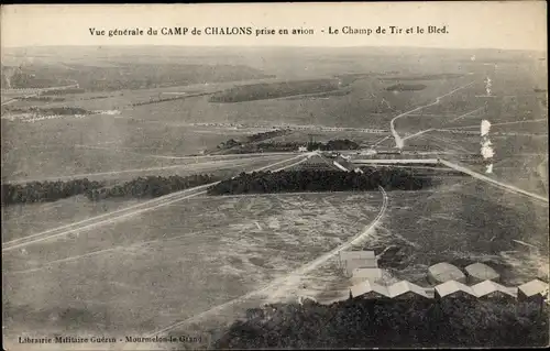 Ak Camp de Chalons Camp de Mourmelon Marne, le Champ de Tir et le Bled, Luftaufnahme