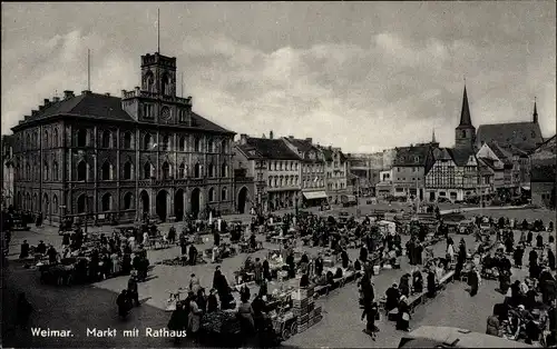 Ak Weimar in Thüringen, Markt mit Rathaus