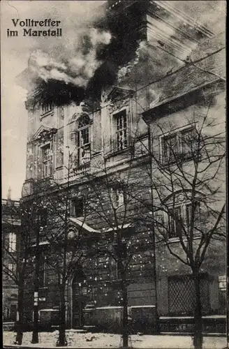 Ak Berlin, Revolutionstage 1918 1919, Straßenkämpfe, Volltreffer im Marstall