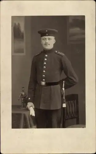 Foto Ak Deutscher Soldat in Uniform, Art. Regt. 29, Portrait