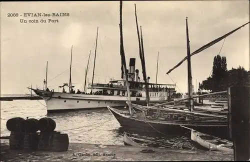 Ak Évian les Bains Haute Savoie, Un coin du Port