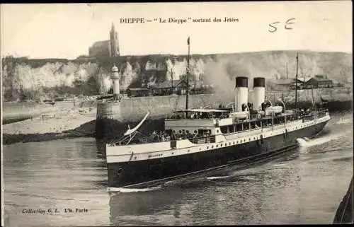 Ak Dieppe Seine Maritime, La Dieppe sortant des Jetees, Dampfschiff