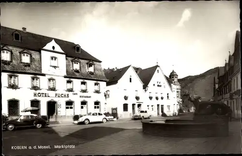 Ak Cobern Kobern Gondorf an der Mosel, Marktplatz, Hotel Fuchs