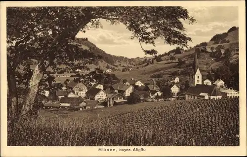 Ak Missen im Allgäu, Blick zum Ort, Feld