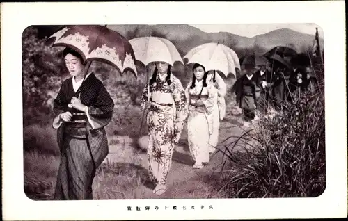 Ak Japan, Ehefrau des japanischen Kaisers, Kimono, Schirme