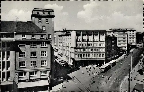 Ak Pforzheim im Schwarzwald, Leopoldplatz, Bahnhofstraße