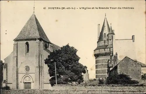 Ak Durtal Maine et Loire, l' Église et la grande Tour du Château