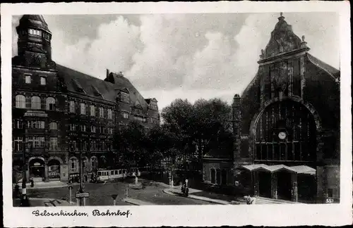 Ak Gelsenkirchen im Ruhrgebiet, Bahnhof, Straßenseite