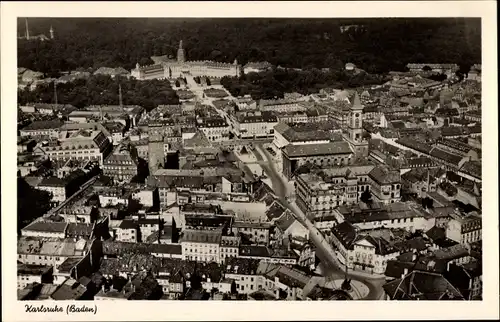 Ak Karlsruhe in Baden, Blick auf Schloss und Stadt, Luftbild