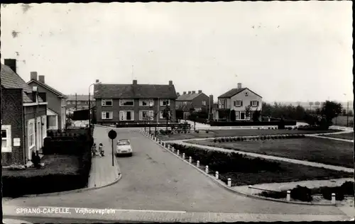 Ak Sprang Capelle Nordbrabant Niederlande, Vrijhoeveplein