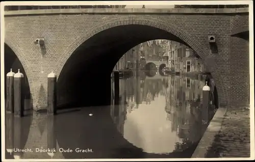 Ak Utrecht Niederlande, Doorkijk Oude Gracht