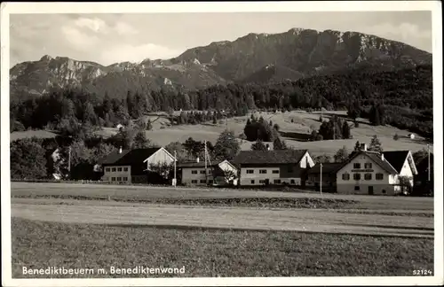 Ak Benediktbeuern in Oberbayern, Teilansicht mit Benediktenwand