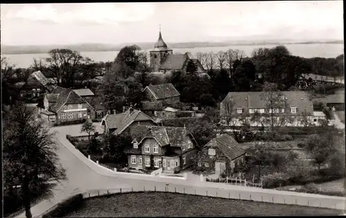 Ak Bosau in Ostholstein, Luftbild vom Ort mit Gr. Plöner See