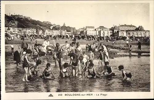 Ak Boulogne sur Mer Pas de Calais, La Plage