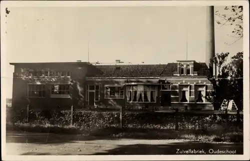 Ak Oudeschoot Friesland Niederlande, Zuivelfabriek