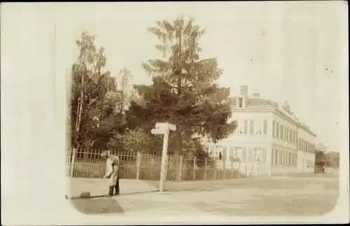 Foto Ak Augsburg in Schwaben, Gasthof, Straßenpartie