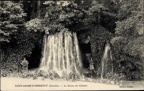 Ak Saint André d'Hébertot Calvados, La Grotte du Chateau