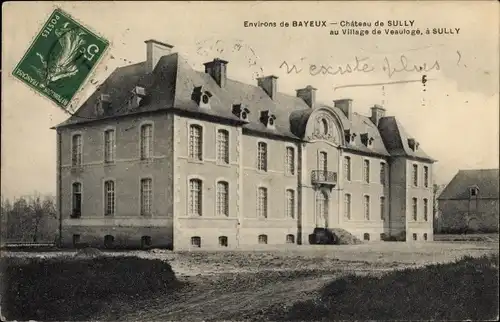 Ak Sully Calvados, Le Chateau au Village de Veauloge