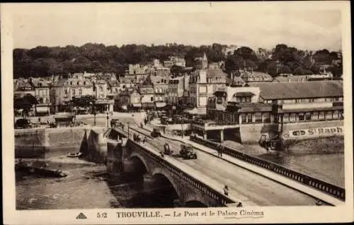 Ak Trouville Calvados, le Pont et le palace Cinéma