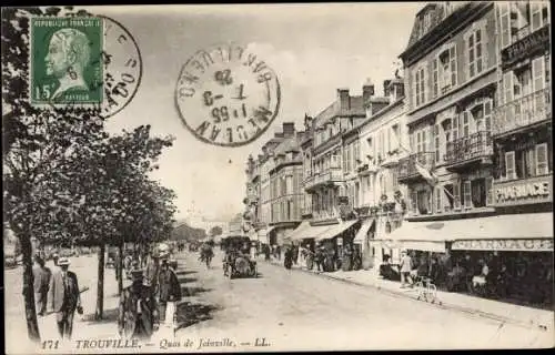 Ak Trouville Calvados, Quai de Joinville, Geschäfte, Passanten, Automobil