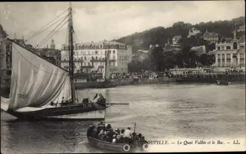 Ak Trouville Calvados, le Quai et le Bac, Segelboot