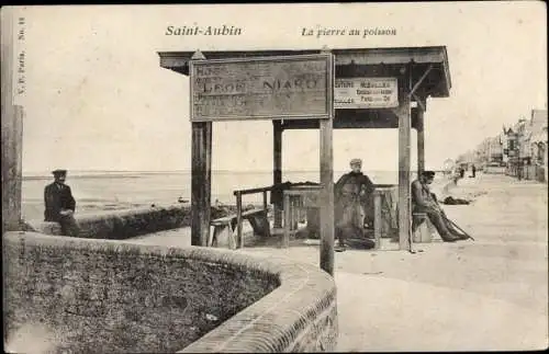 Ak Saint Aubin sur Mer Calvados, La pierre au poisson