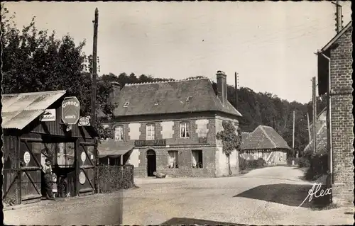 Ak Saint Paul de Courtonne Calvados, le Carrefour de Saint Paul