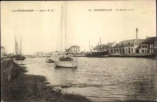 Ak Courseulles sur Mer Calvados, Le Bassin a flot