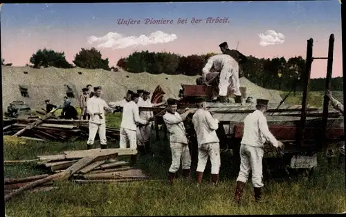 Ak Pioniere bei der Arbeit, Deutsche Soldaten in Uniformen, I WK